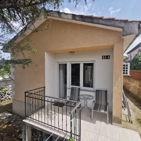 House 度假居 Rasopasno